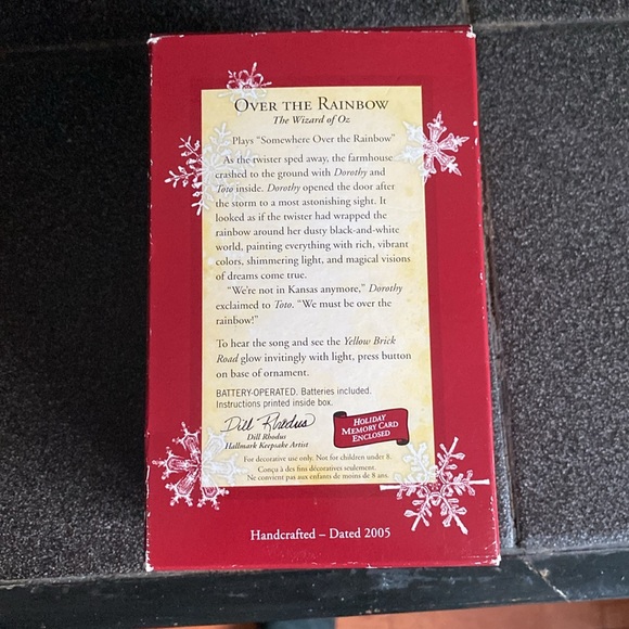 Hallmark Wizard of Iz Over the Rainbow Ornament 2005 - Picture 7 of 9